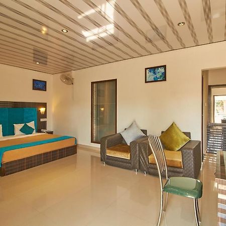 Green Leaf Home Stay Thekkady Buitenkant foto