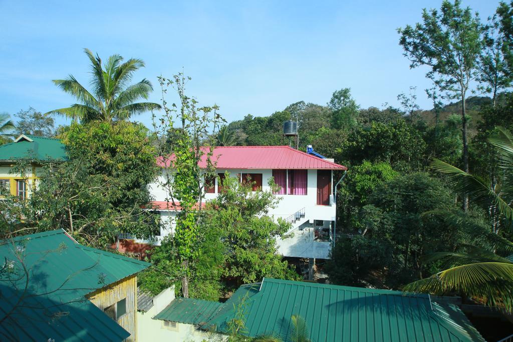 Green Leaf Home Stay Thekkady Buitenkant foto