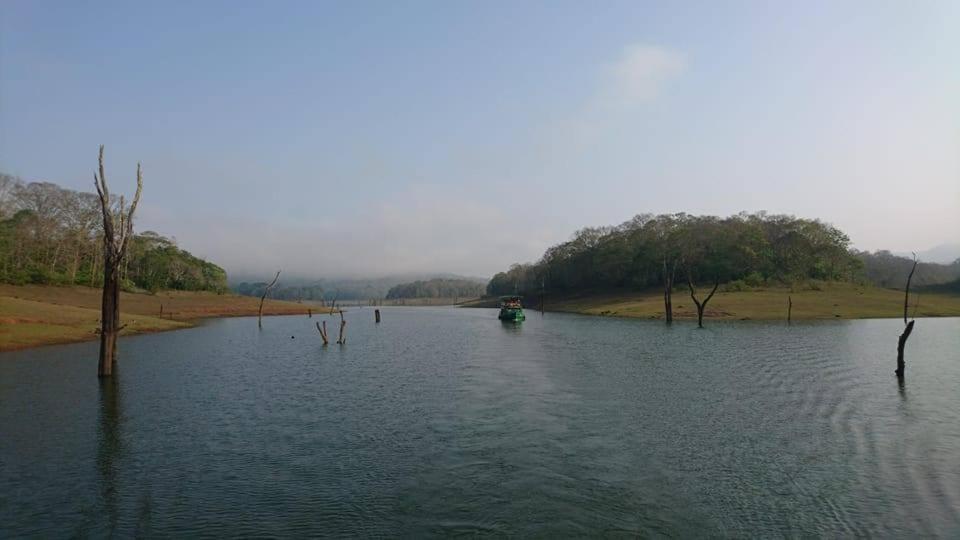 Green Leaf Home Stay Thekkady Buitenkant foto